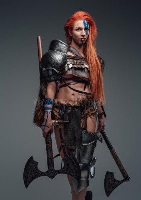 seductive-slim-woman-painted-face-dressed-antique-nordic-clothing-armour-violent-barbaric-woman-viking-axes-220194055.jpg (54.5 Kio) Vu 26914 fois Lilah